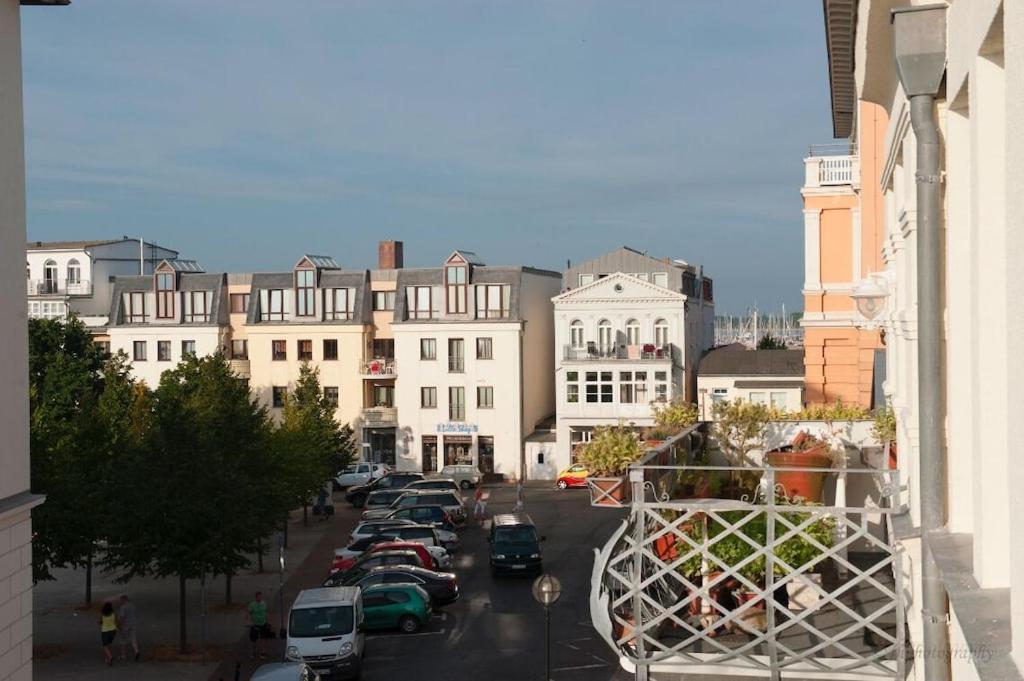 Villa Seeblick Warnemuende - Fewo Mit Meerblick Und Balkon Direkt Am Strand Fuer 2-4 Pers Rostock Exterior foto